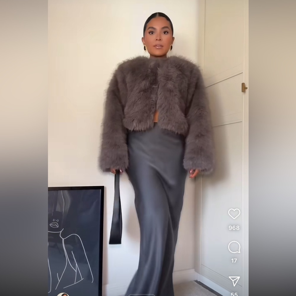 ZARA CROPPED FAUX FUR JACKET - Picture 11 of 16